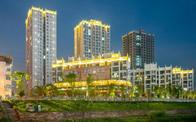 lemon hotel