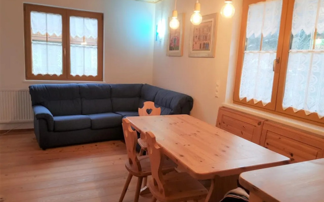 Bright Apartment Near Thermal Springs