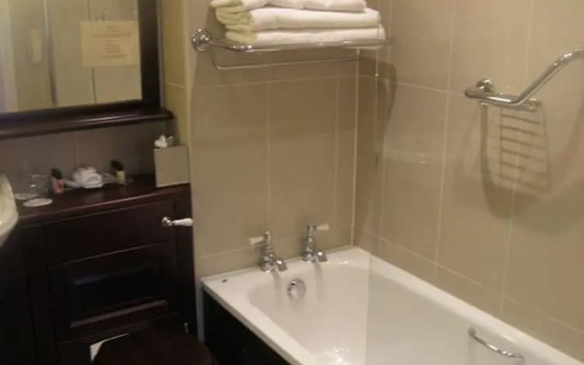 Baileys Hotel Cashel