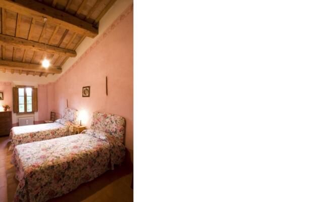 Ovello Farmhouse in a Splendid Position-ovello