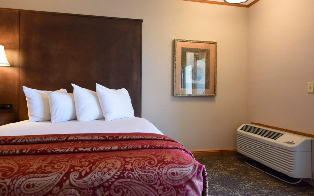 Best Western Plus Dockside Waterfront Inn