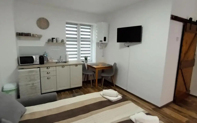 Cezar Home Studio