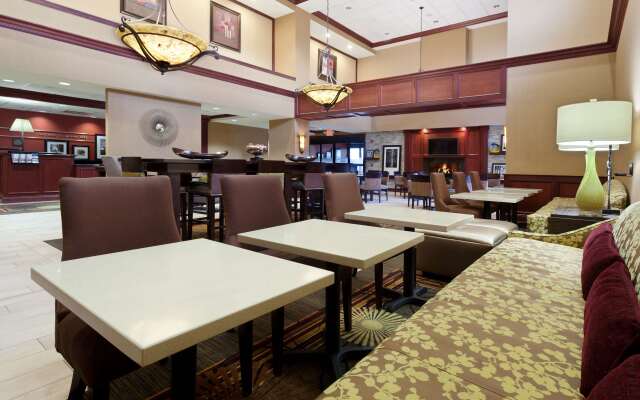 Hampton Inn & Suites Grove City
