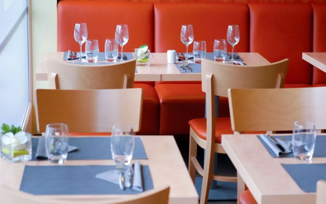 Hôtel ibis Strasbourg Aéroport Le Zénith