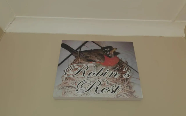 Robins Rest