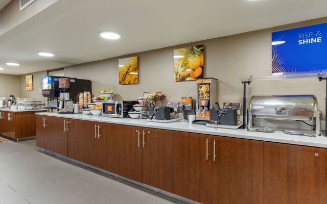 Comfort Inn Charlotte Airport Uptown