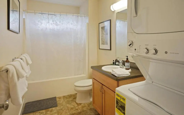 Downtowner Ac 2Br 1Ba