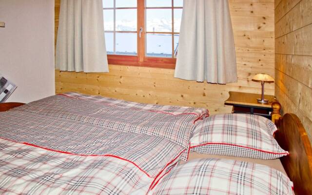 An Enchanting Awakening in the Heart of the Alps