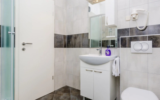 Apartments Maky