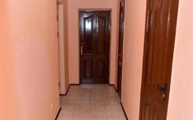 Hotel Uyut