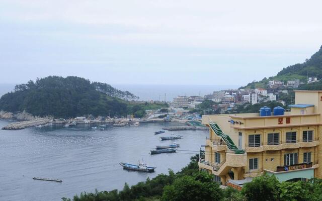 Yeosu Hyangilam Jongjeom Motel Hoitjip Pension