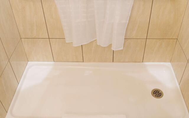 Best Western Plus Fresno Airport Hotel