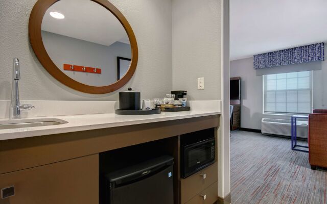 Hampton Inn & Suites Yonkers