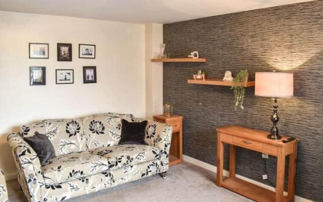 ThreeStorey Townhouse - Free parking