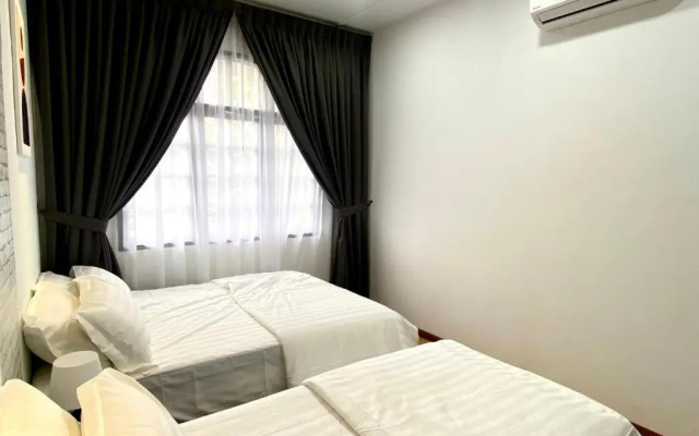 comfy 3-bedrooms with family karaoke Max-10pax