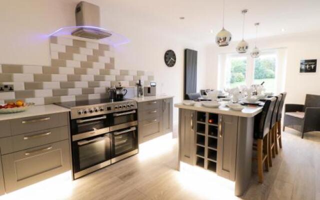 32 Gwelfor, Cemaes Bay