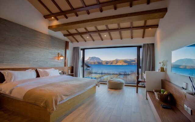 Lugu Lake Er San hotel