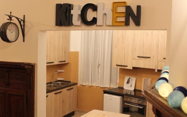 Victoria House Hostel