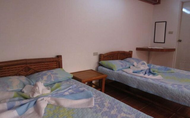 Anilao Scuba Dive Center Resort