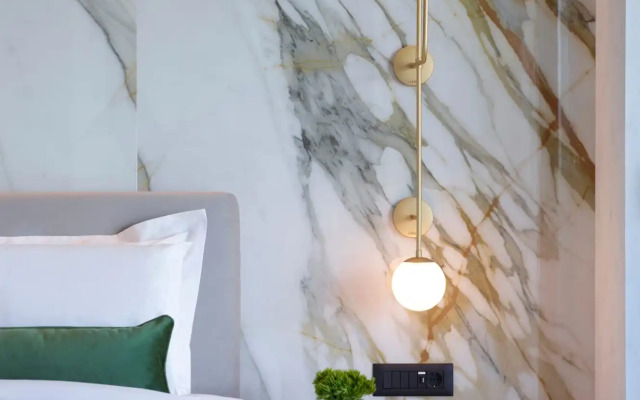 The Port Square Hotel