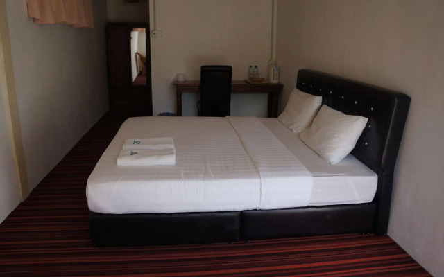 OYO 90037 The 7 Lodge Tambunan