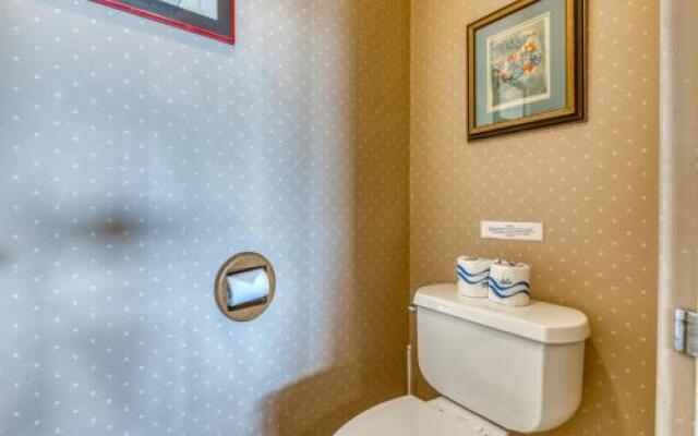 The Bridge and Balcony