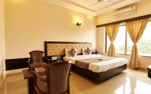Hotel Ganpati Palace By Wb Economy