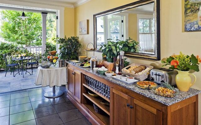 Inn At Sonoma - A Four Sisters Inn
