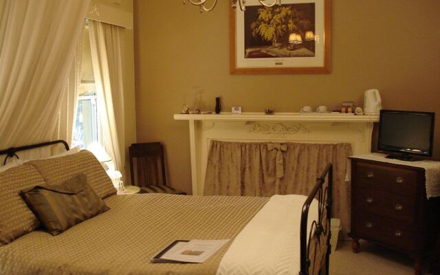 Woodford of Leura