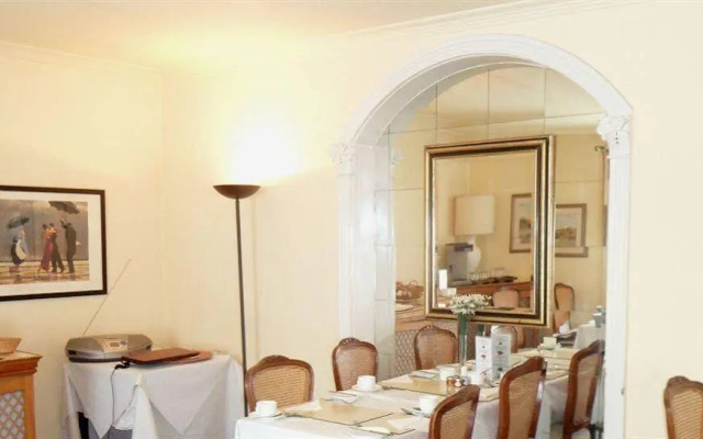 The Windsor Lodge Hotel