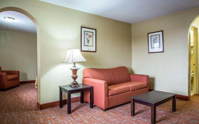 Quality Inn And Suites Monroe