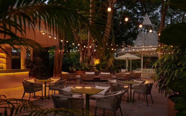 Amara Sanctuary Resort Sentosa