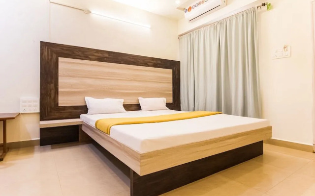 Al-Madina Fine Dine & Lodge by OYO Rooms