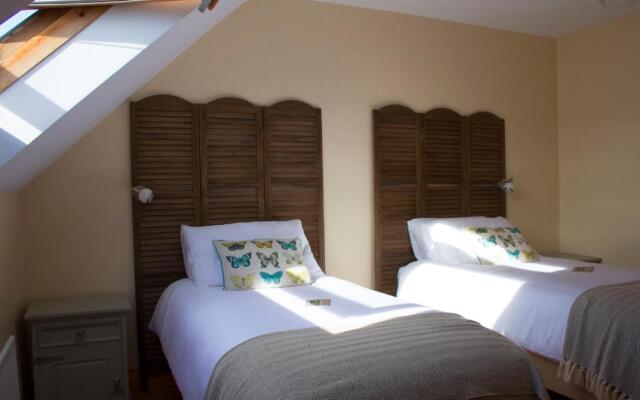 Madra Rua Organic Accommodation