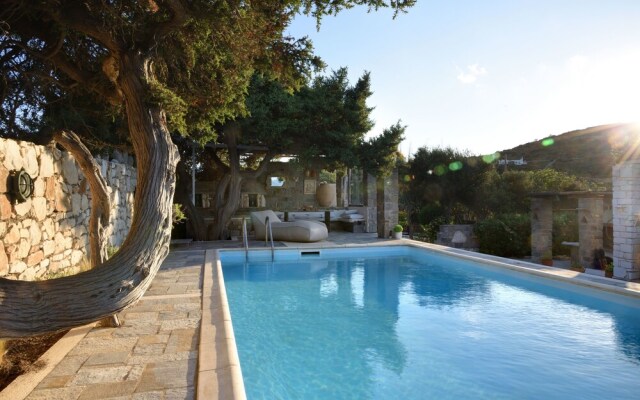 Amalgam Homes Paros Beachfront Villa