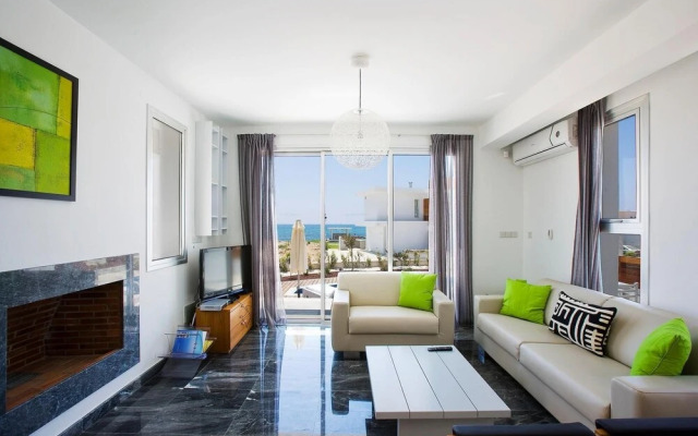 Paradise Cove Luxurious Beach Villas Sky 1 Bedroom Villa