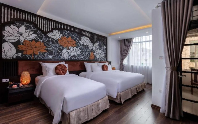 B & B Hanoi Hotel & Travel