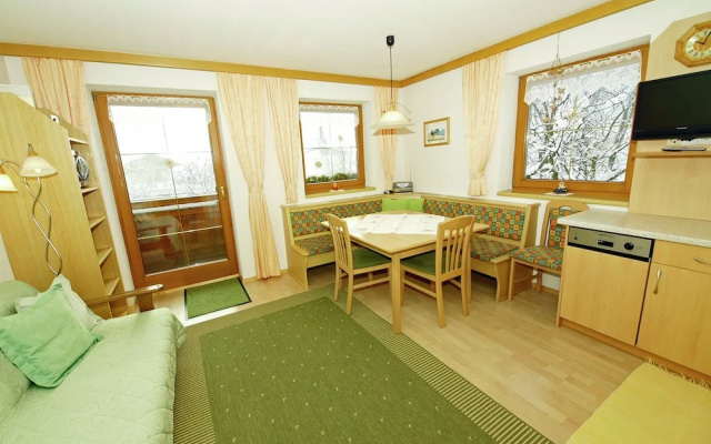 Fabulous Apartment in Strass im Zillertal With Mountain View