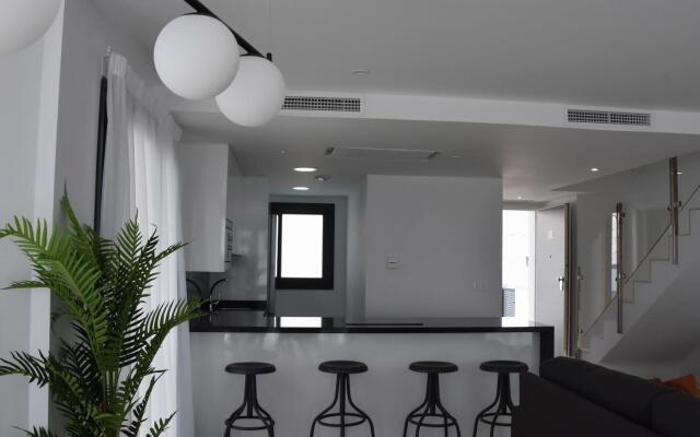 Modern holiday home in Finestrat with sea views