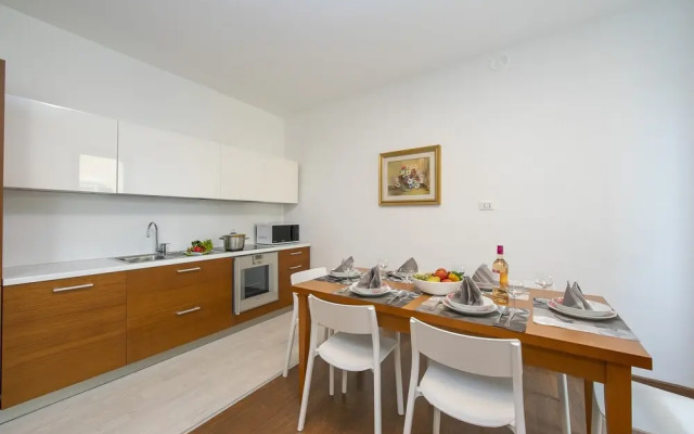 Residenza Rocca Del Lago 4