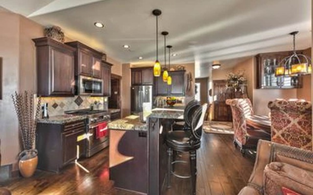 Black Rock Retreat by Blueswell