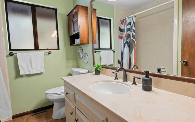 Bear Woods 3BR Retreat