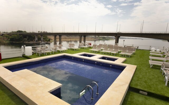 SUNRISE Semiramis II Cruise