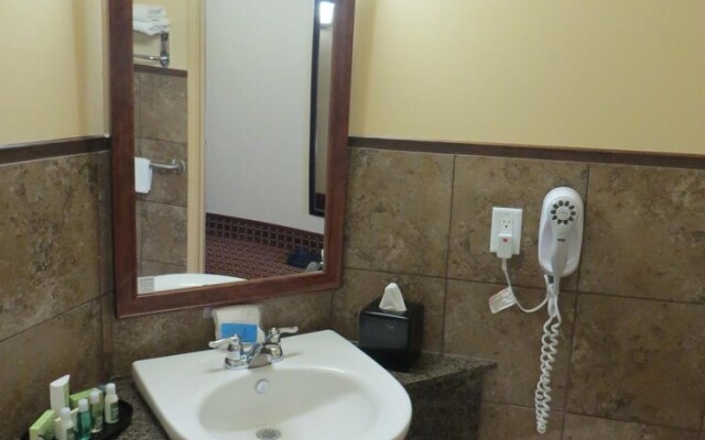 Poplar Tree Inn