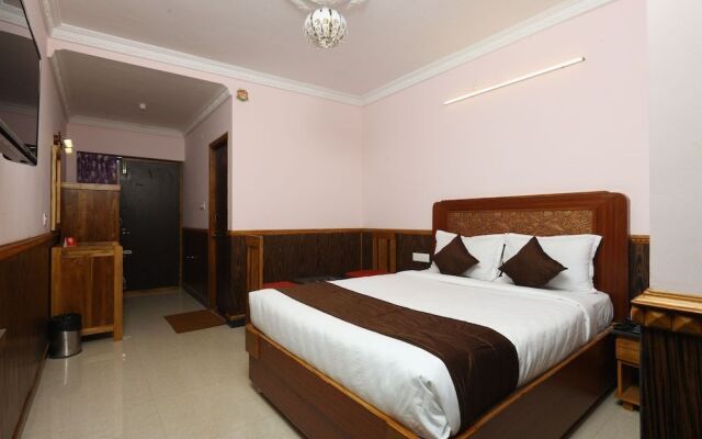 OYO 8709 Hotel Rain Forest