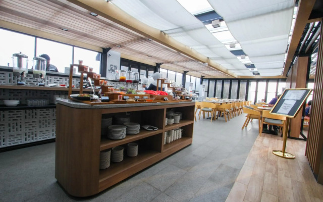 Kuretakeso Kemang Hotel