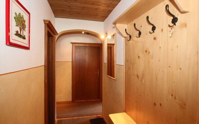 Cozy Apartment In Zell Am Ziller With Balcony
