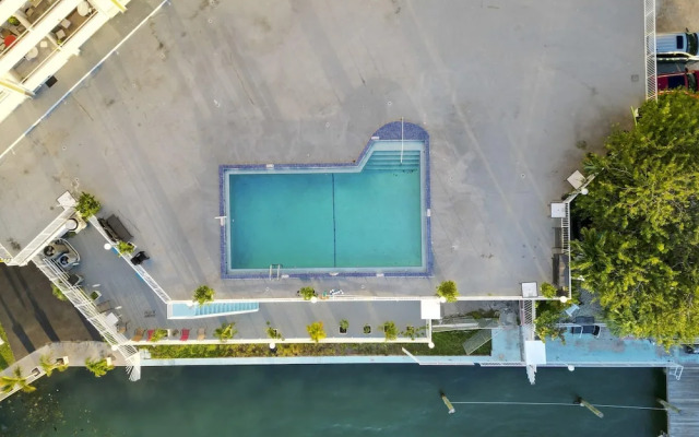 Vista Mar Bay Views Close to Miami Attractions