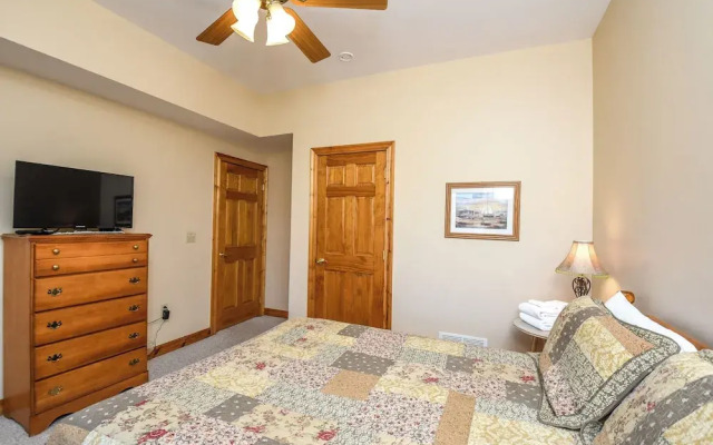 Moonrise Retreat by Taylor Made Deep Creek