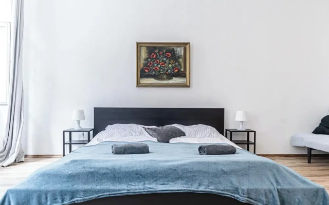 Bright 2BR Flat Near Westbahnhof